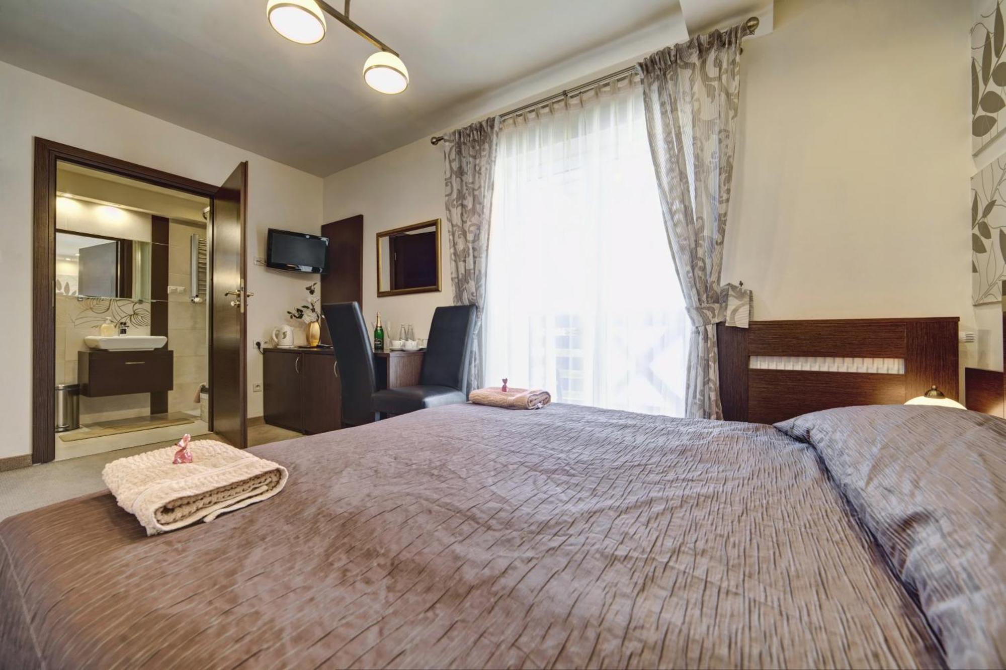 Hotel Orlik Krynica Zdroj Ngoại thất bức ảnh