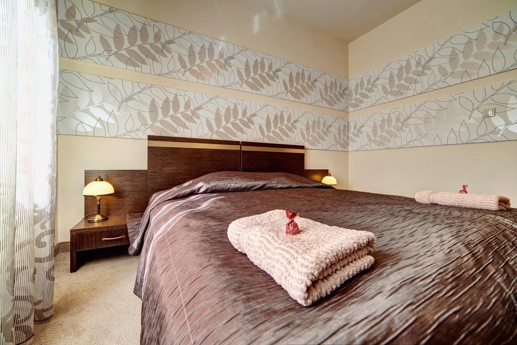 Hotel Orlik Krynica Zdroj Ngoại thất bức ảnh